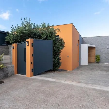 Villa Moonlight By Lovelystay *