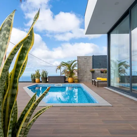 Moonlight By Lovelystay