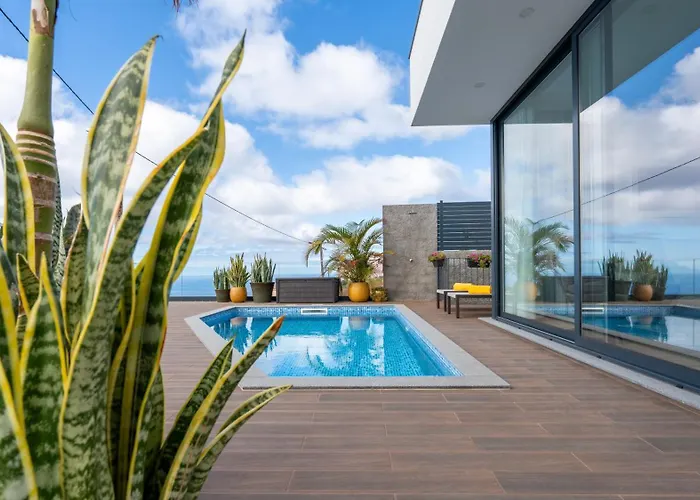 Moonlight By Lovelystay